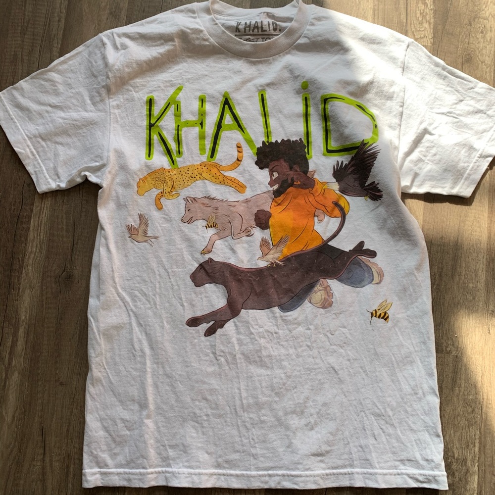 khalid tour tee